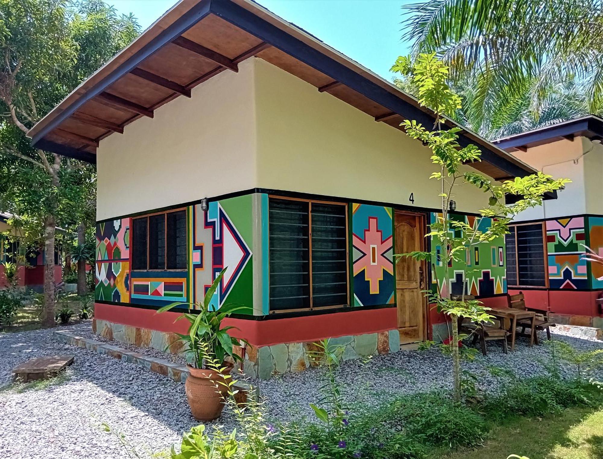 Ko-Sa Beach Resort Ltd Ampeni Exterior foto